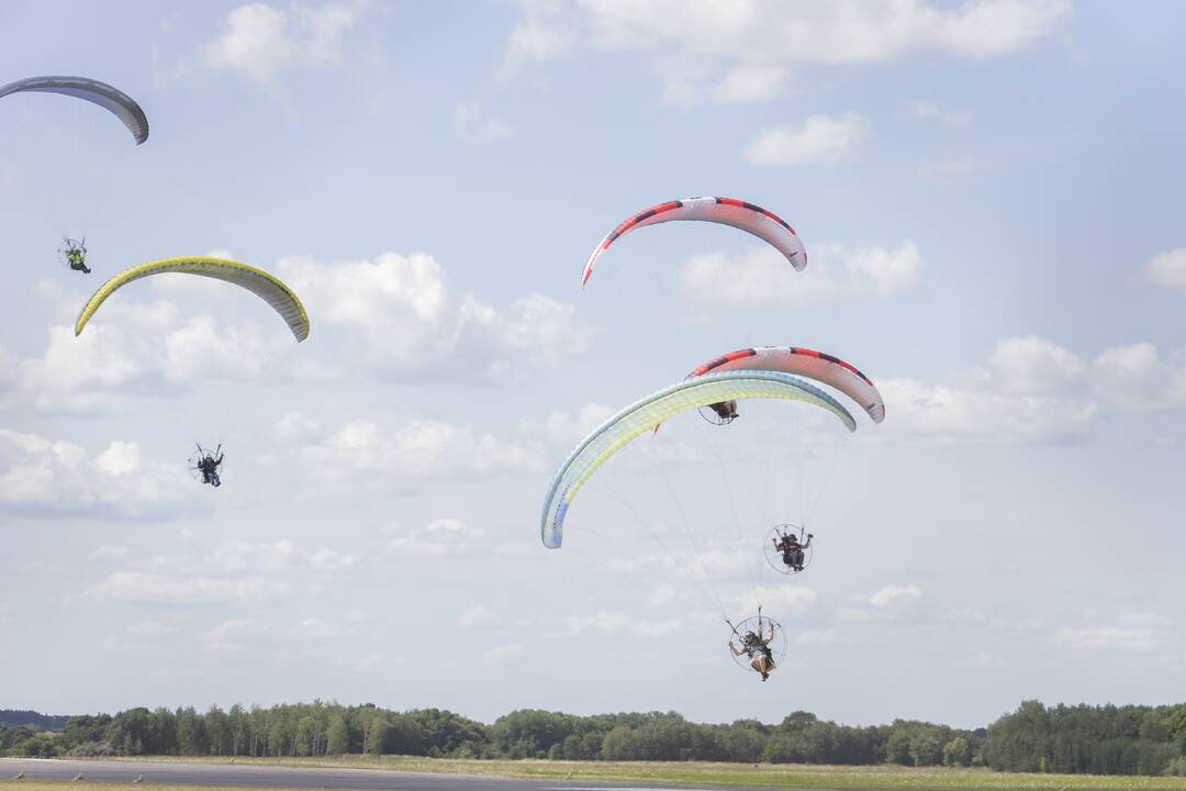 Kauno aviacijos šventėje – įspūdingi pasirodymai 