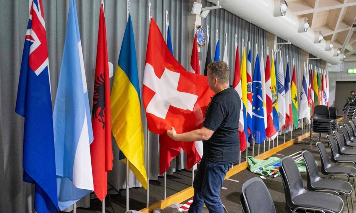 Lyderiai renkasi į Ukrainos taikos konferenciją, temdomą V. Putino reikalavimų 