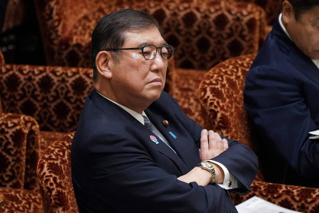 Japonijos premjerui – kritika dėl dovanų įstatymų leidėjams