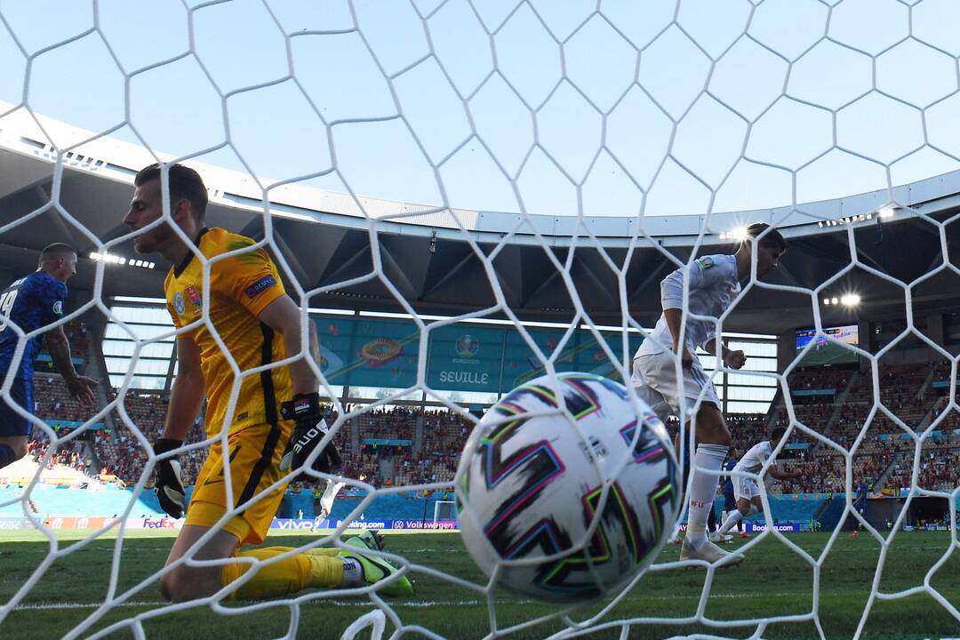 Europos futbolo čempionatas: Slovakija–Ispanija 0:5