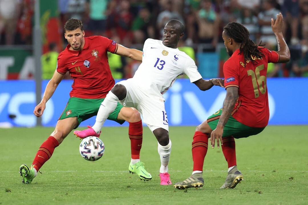 Europos futbolo čempionatas: Portugalija–Prancūzija 2:2