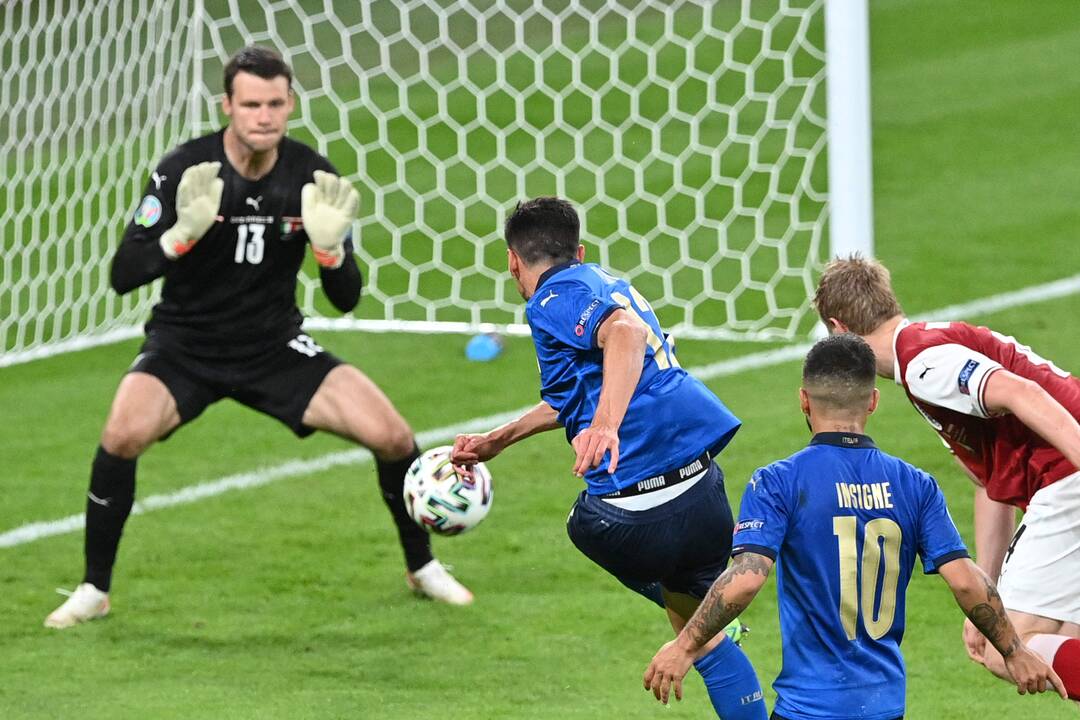 Europos futbolo čempionatas: Italija–Austrija 2:1
