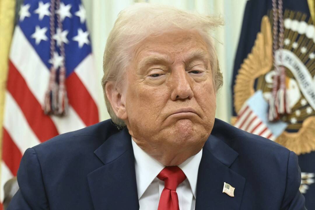 Baltieji rūmai: Trumpo muitai bus pradėti taikyti „tuoj po“ paskelbimo