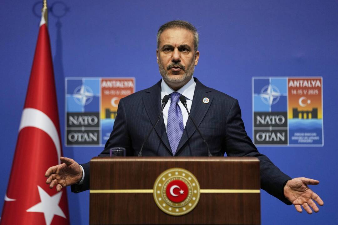 Turkijos URM susitiks su Rusijos delegacija, atvykusia į tiesiogines derybas su Ukraina