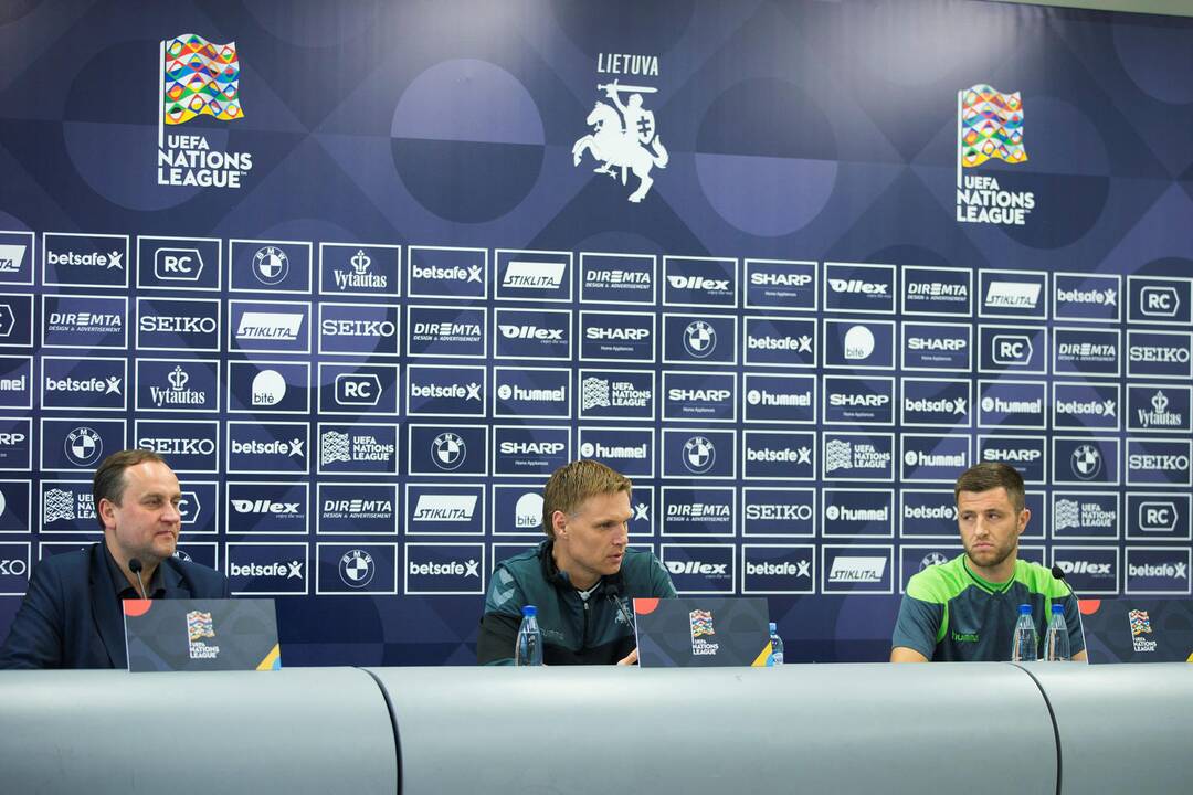 Lietuvos futbolo rinktinės spaudos konferencija