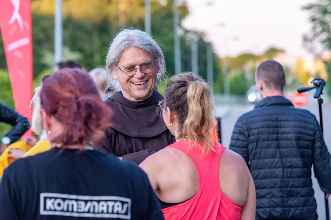 Šv. Magdalenos naktis – vėžio pakirstoms moterims atminti