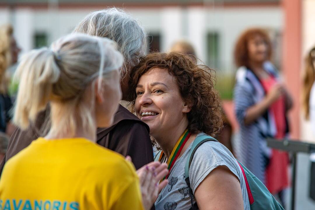 Šv. Magdalenos naktis – vėžio pakirstoms moterims atminti
