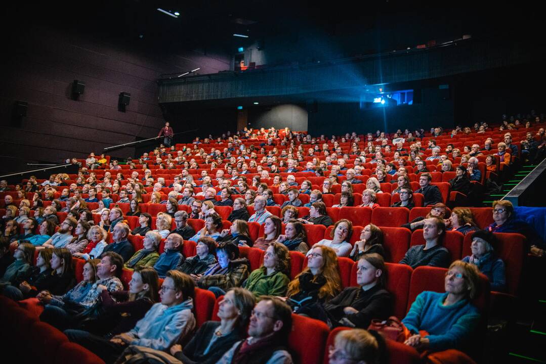 Filmo „Valstybinės laidotuvės“ premjera