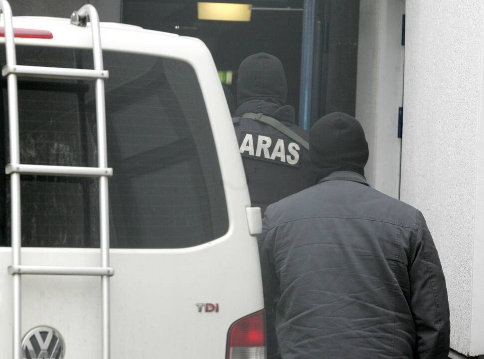 „Arui“ aukojo ir garsūs Lietuvos žmonės