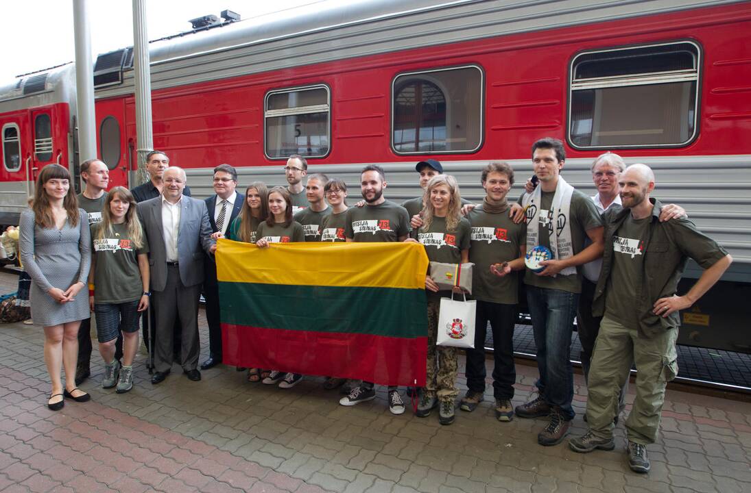 Buvę politiniai kaliniai ir tremtiniai ragina Rusiją įsileisti „Misiją Sibiras“