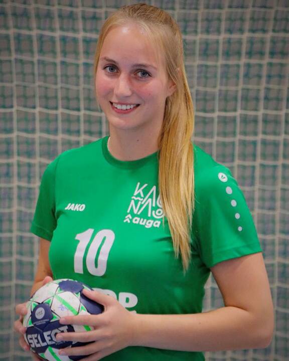  Lena Schleupen