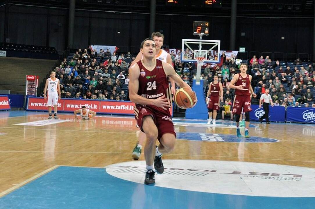"Lietkabelio“ puolimo mašina pervažiavo „LSU-Atletą“
