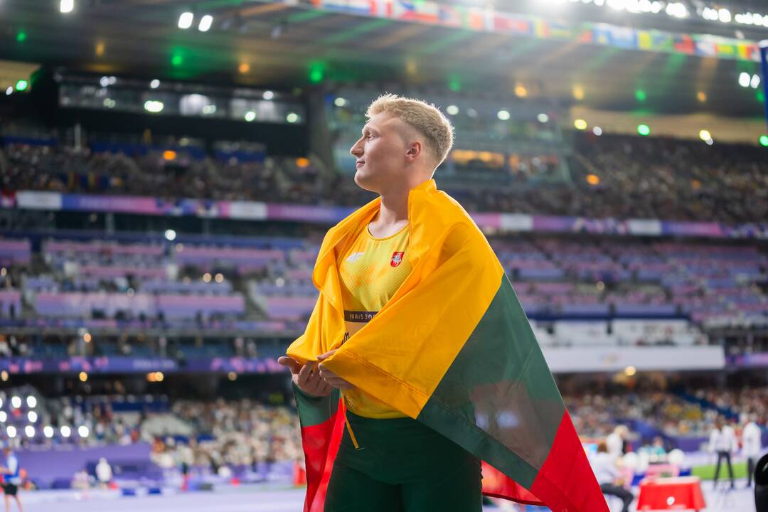Olimpinių žaidynių disko metimo finalas