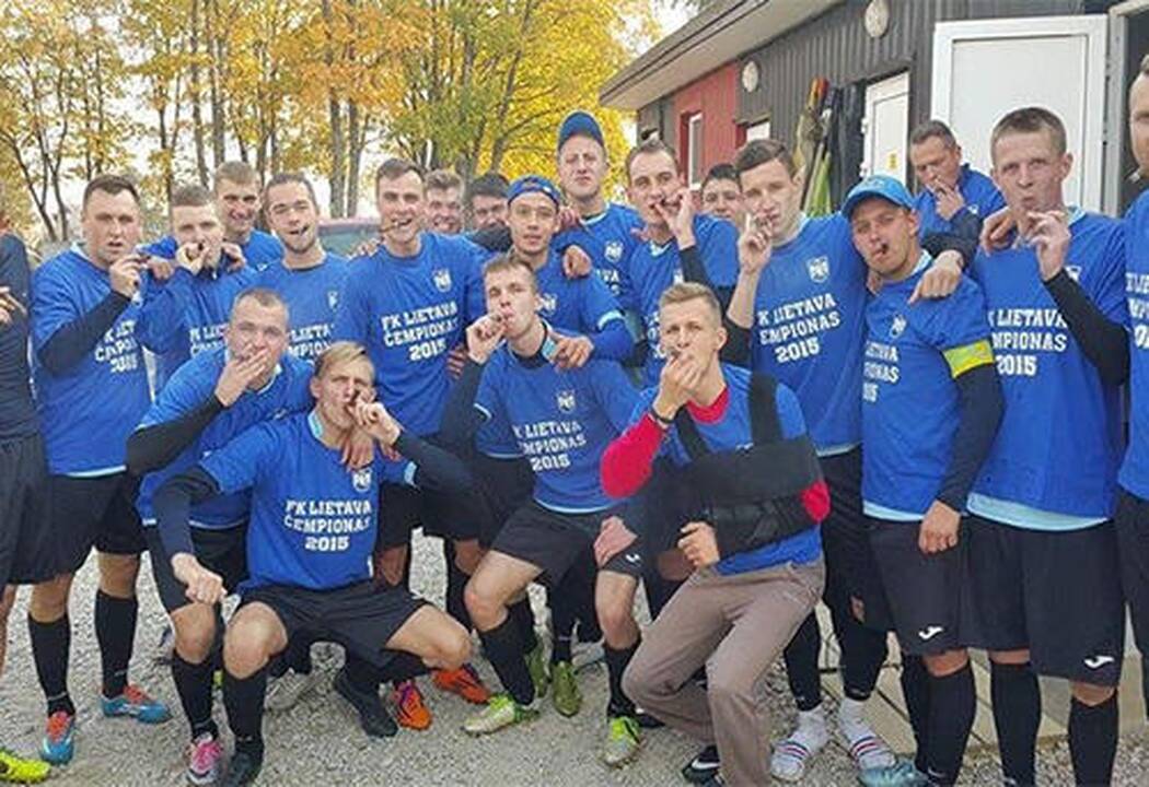"Lietava" svečiuose sudorojo "Bangos" futbolininkus