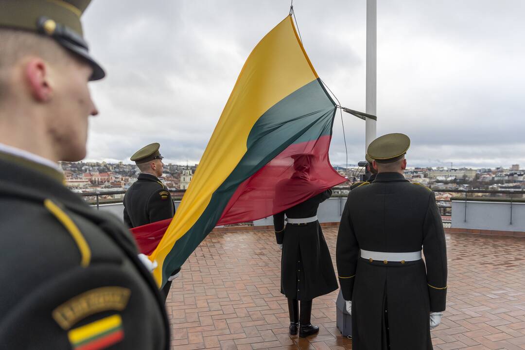 Naujos Lietuvos valstybės vėliavos iškėlimo ceremonija