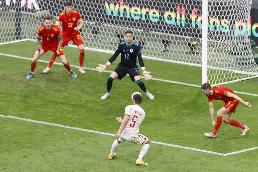 Europos futbolo čempionatas: Velsas–Danija 0:4