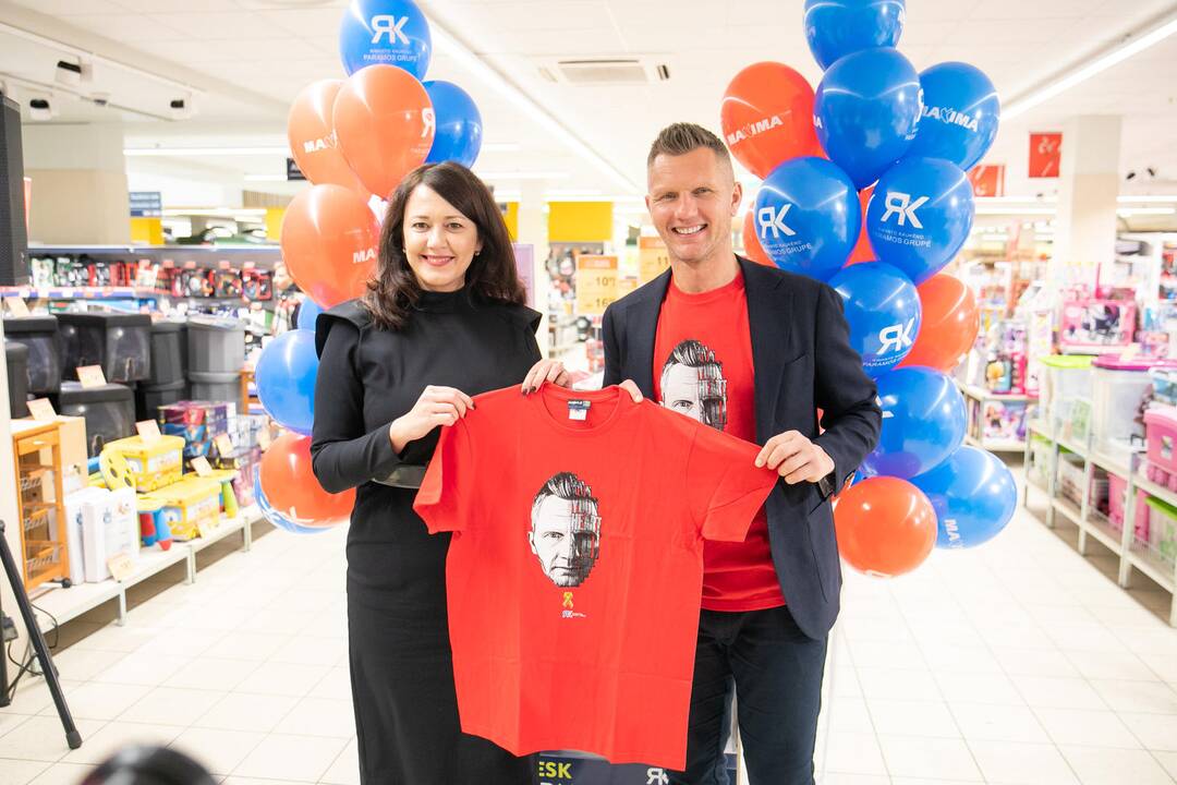 R. Kaukėno fondas pristatė specialius marškinėlius 
