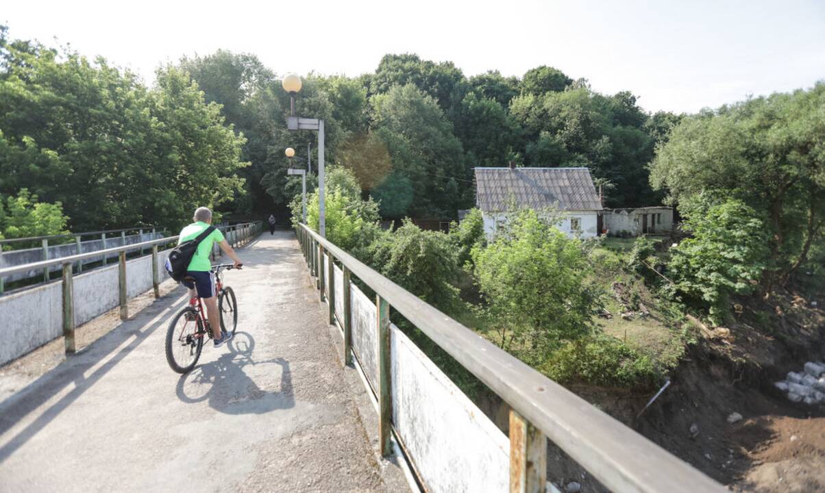 Kaunas artimiausiu metu planuoja remontuoti labai blogos būklės tiltą ir viaduką