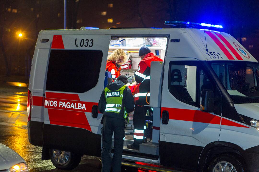 Pramonės prospekte partrenkta mergina