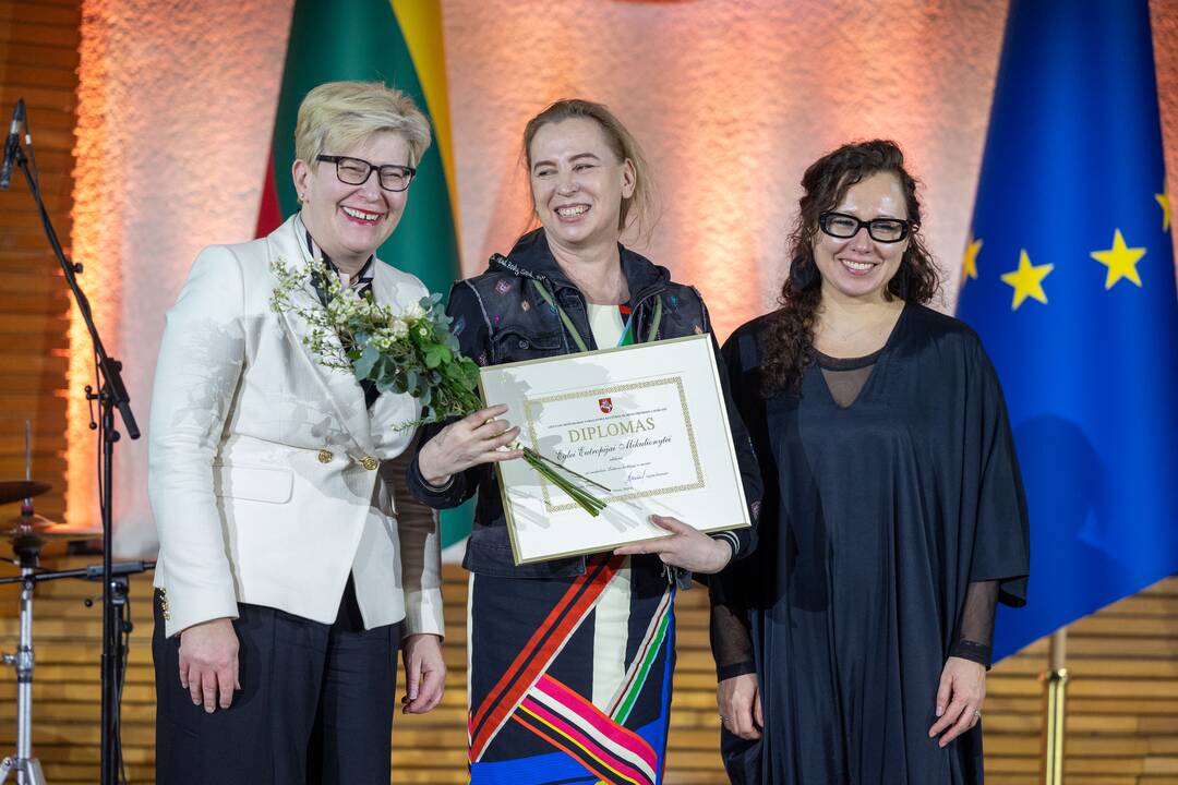 Vyriausybėje pagerbti kultūros ir meno premijų laureatai