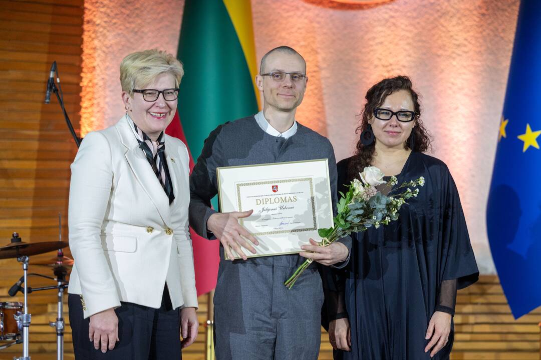 Vyriausybėje pagerbti kultūros ir meno premijų laureatai