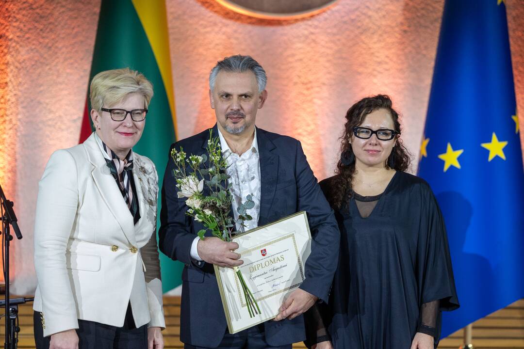 Vyriausybėje pagerbti kultūros ir meno premijų laureatai