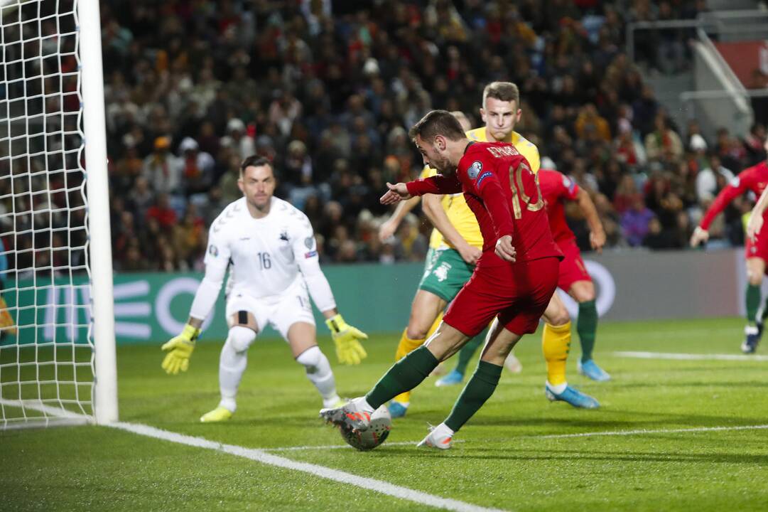 Europos futbolo čempionato atranka: Portugalija – Lietuva 6:0