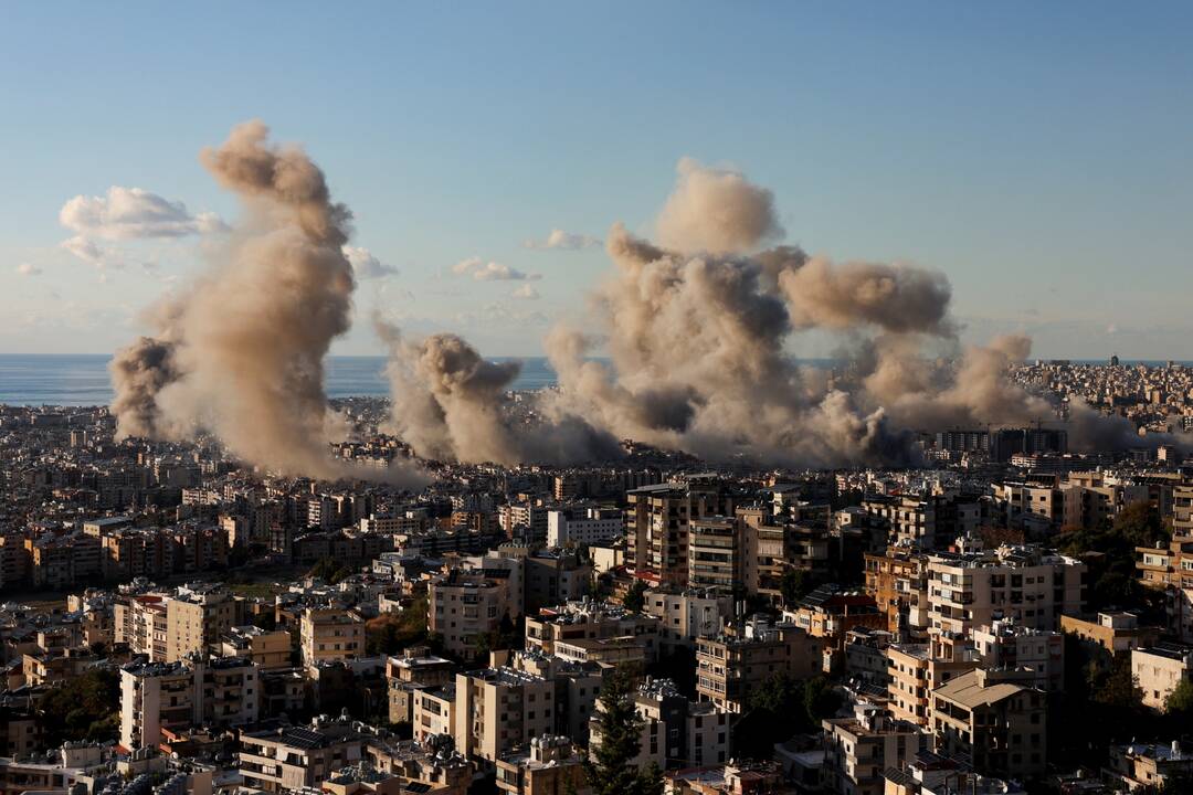 Izraelio kariuomenė teigia smogusi pagrindiniam „Hezbollah“ kovotojui