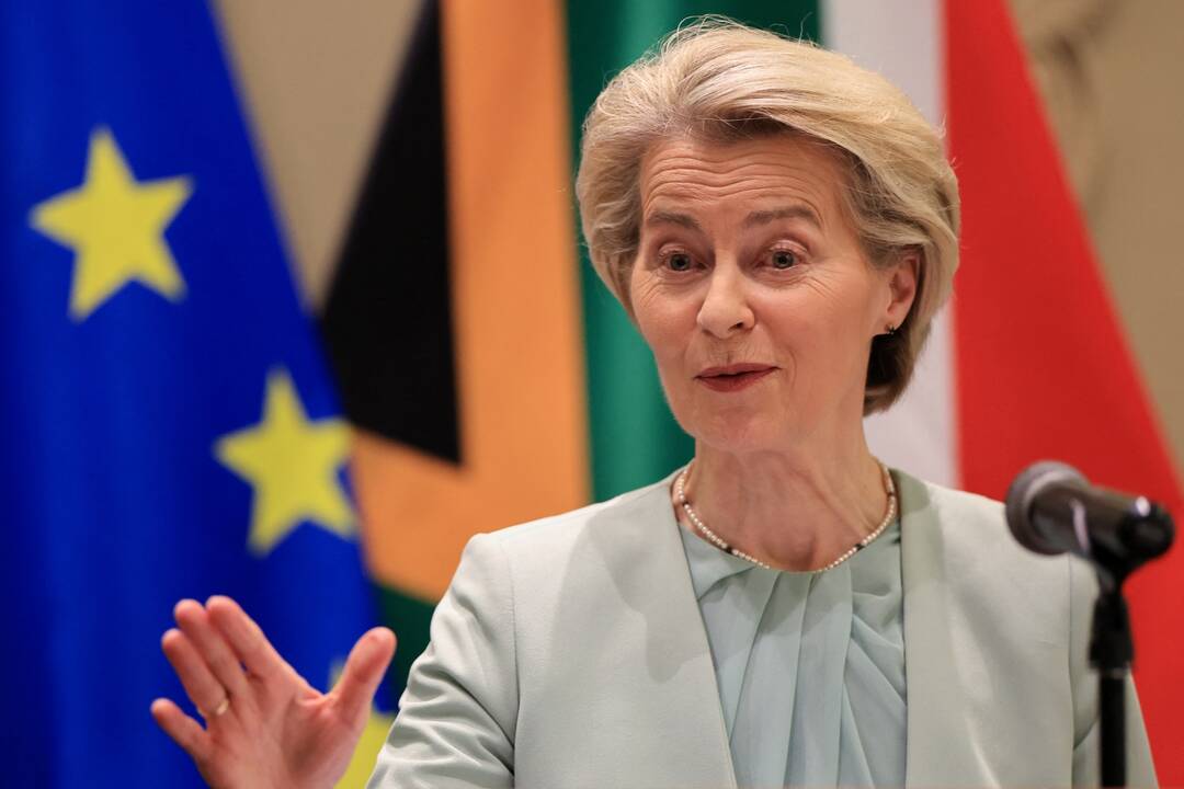 ES po naujų Trumpo grasinimų muitais sako esanti atvira deryboms