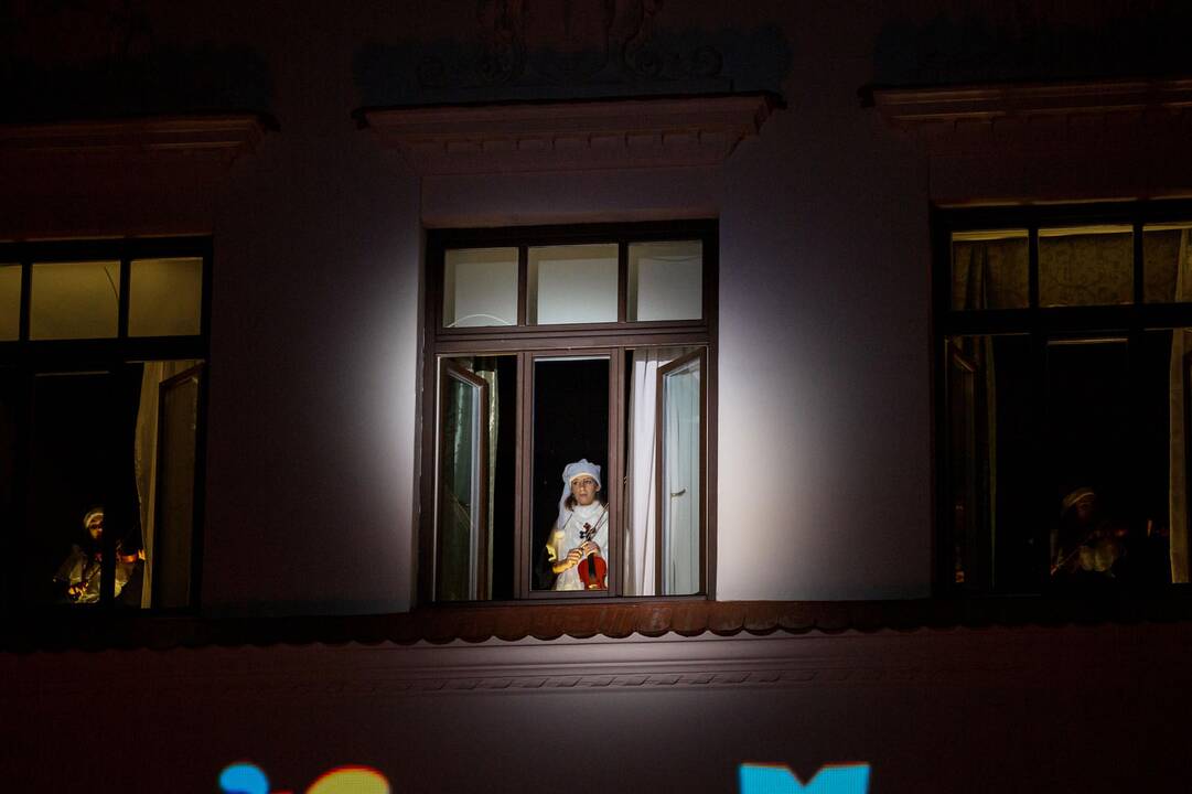 Rokiškis įžiebė Kalėdų eglę