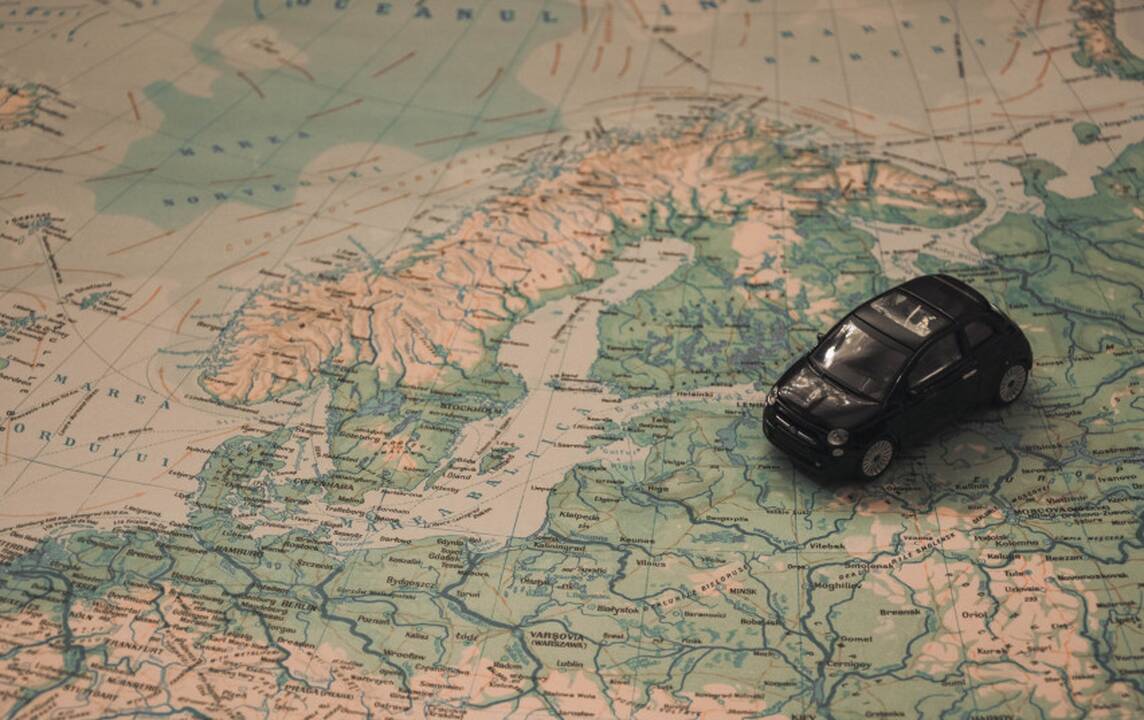 SAM: keliaujantys vaikai iki 12 metų amžiaus nebus tiriami ar izoliuojami