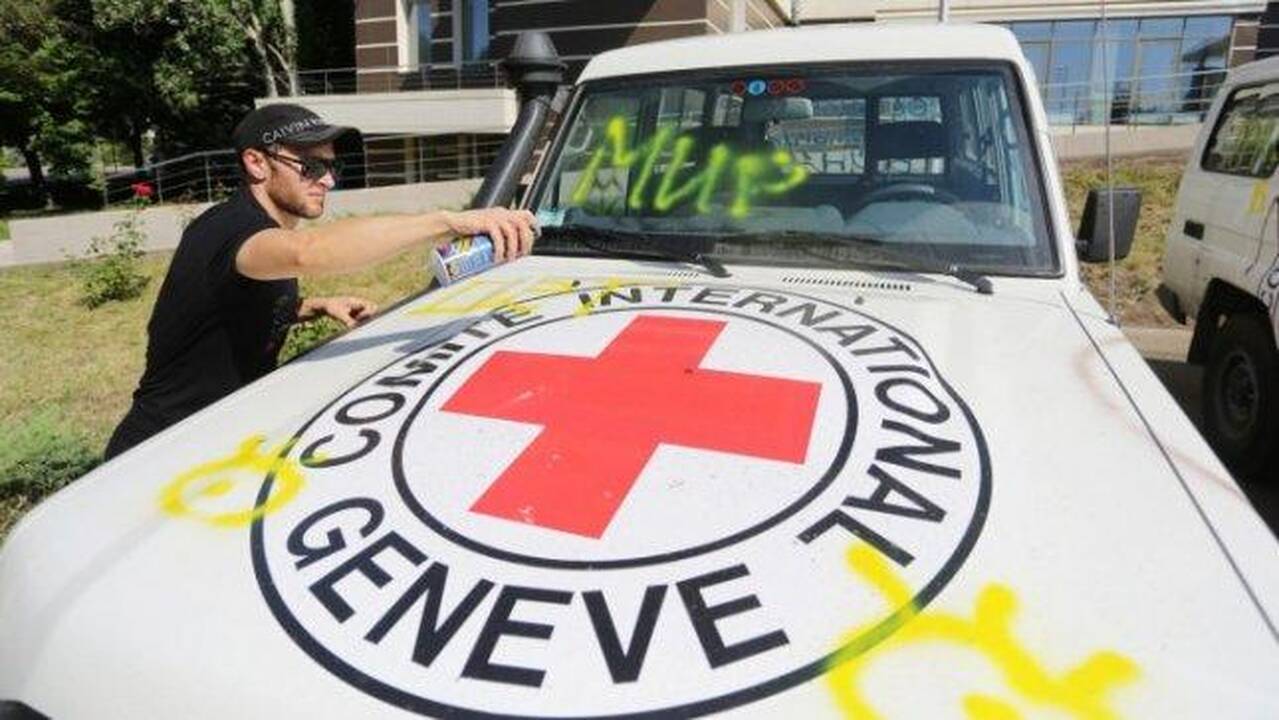 Raudonasis Kryžius: dėl lėšų stygiaus bus panaikinta 1 500 darbo vietų 