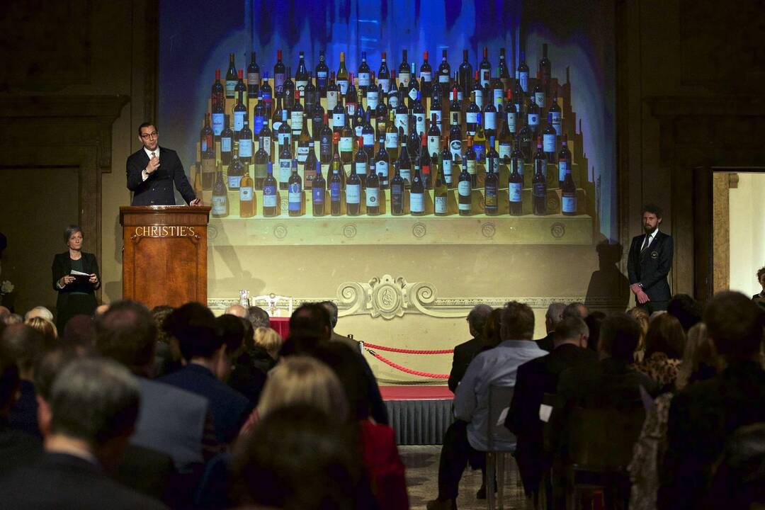 Iš Rusijos stendo Italijoje vykstančioje parodoje pašalinta 40 butelių Krymo vyno
