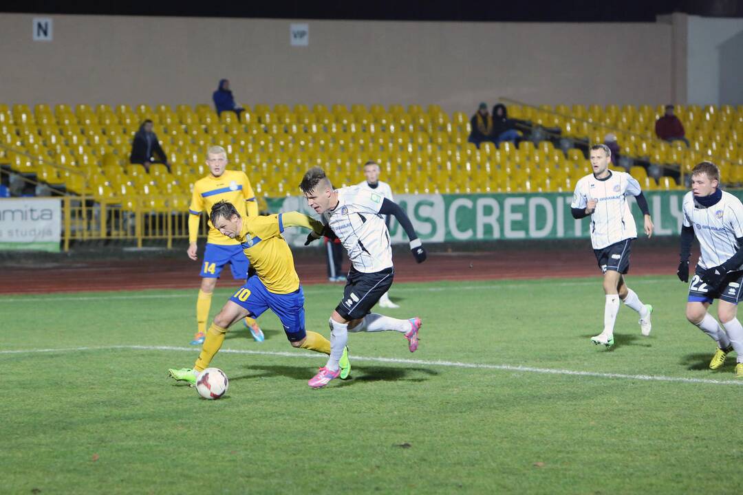 "Atlantas" be vargo iškopė į LFF taurės pusfinalį