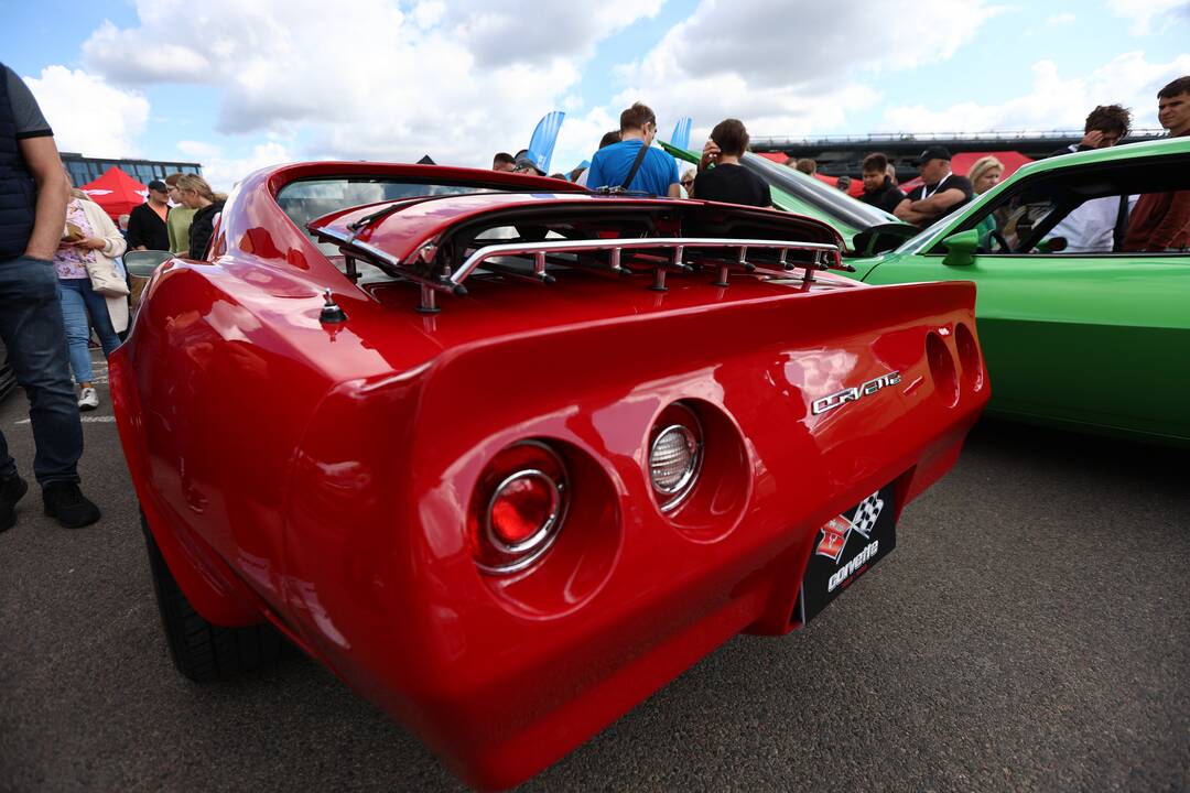 Nemuno saloje – „Eoltas car show 2023“