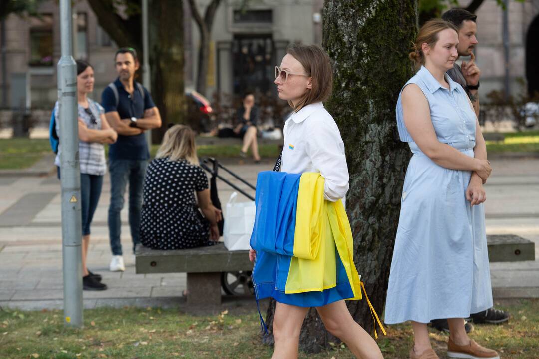 Žuvusių už Ukrainos laisvę lydėtuvės Karo muziejaus sodelyje