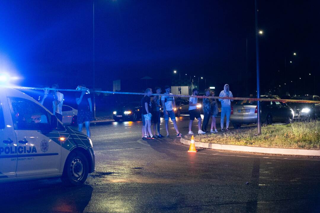 Gaisras „Žalvaryje“, dega pavojingos atliekos