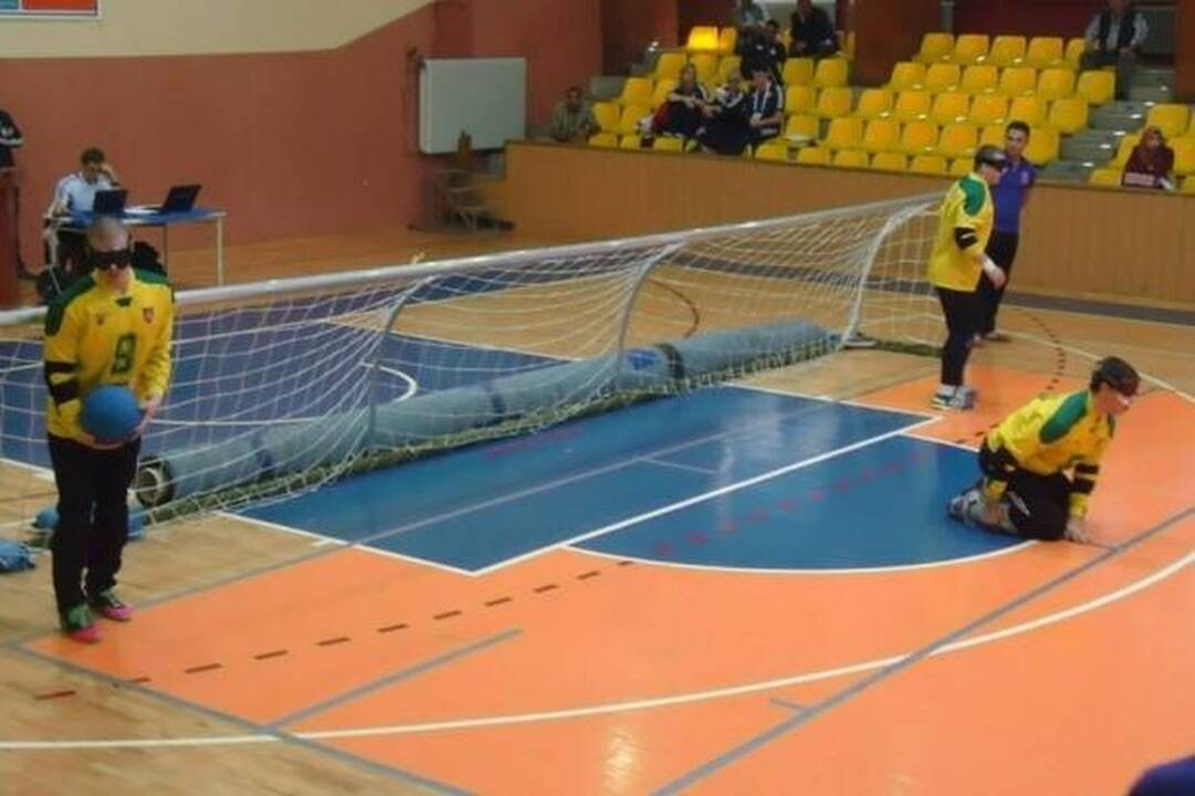 Lietuviai po baudinių serijos susigrąžino Europos aklųjų riedulio čempionų titulą