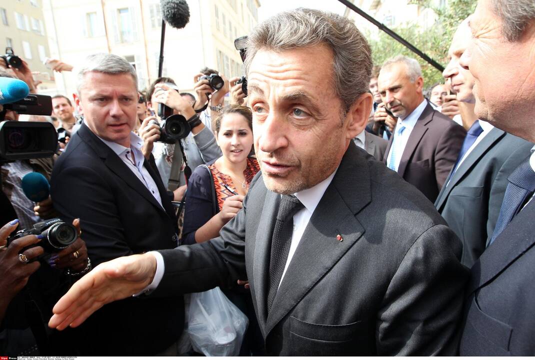 N. Sarkozy panaikinti kaltinimai dėl rinkimų kampanijos finansavimo pažeidimų