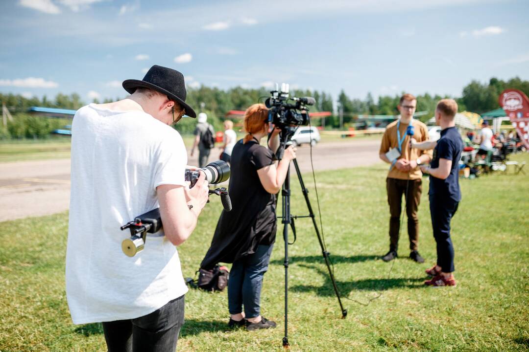 Pirmasis dronų festivalis