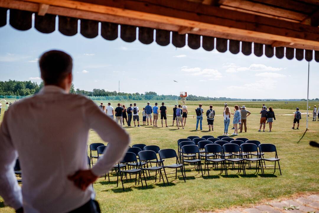 Pirmasis dronų festivalis