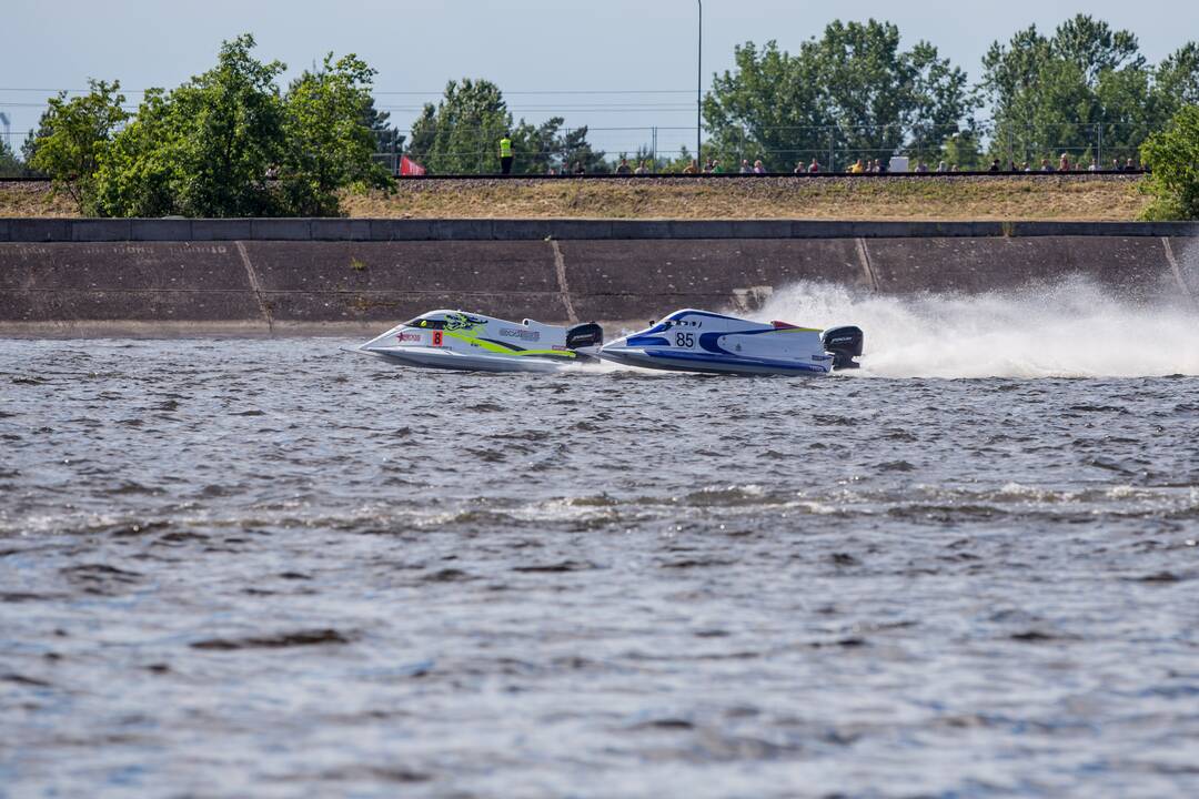 F2 vandens formulių lenktynių finalas