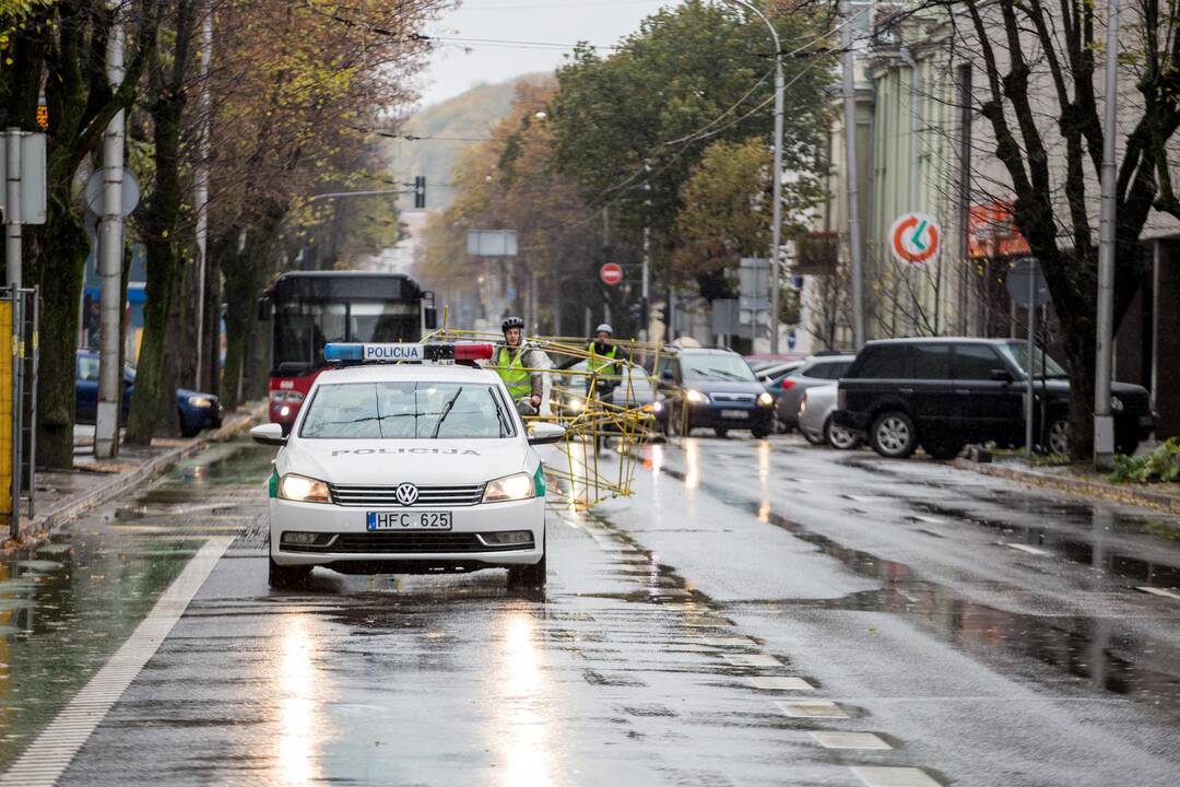 Kauno gatvėse - neįprastos transporto priemonės