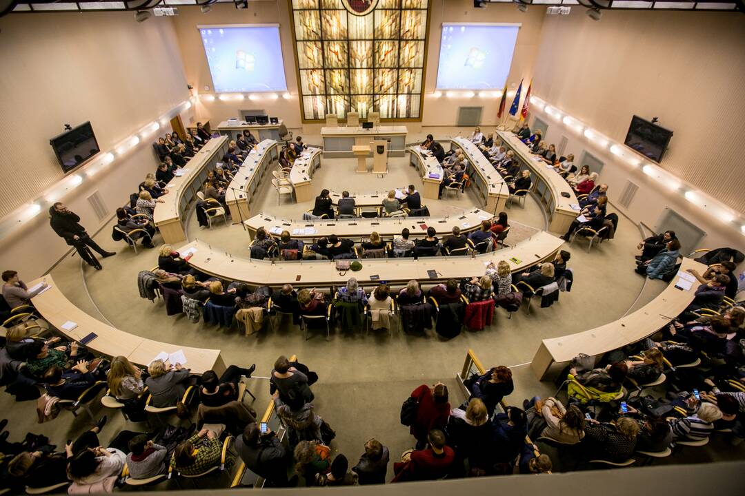 Darželių reformos pristatymas jų vadovams ir tėvams