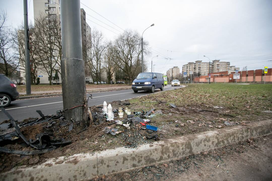 Avarija Šiaurės pr. ir S. Žukausko gatvių sankryžoje