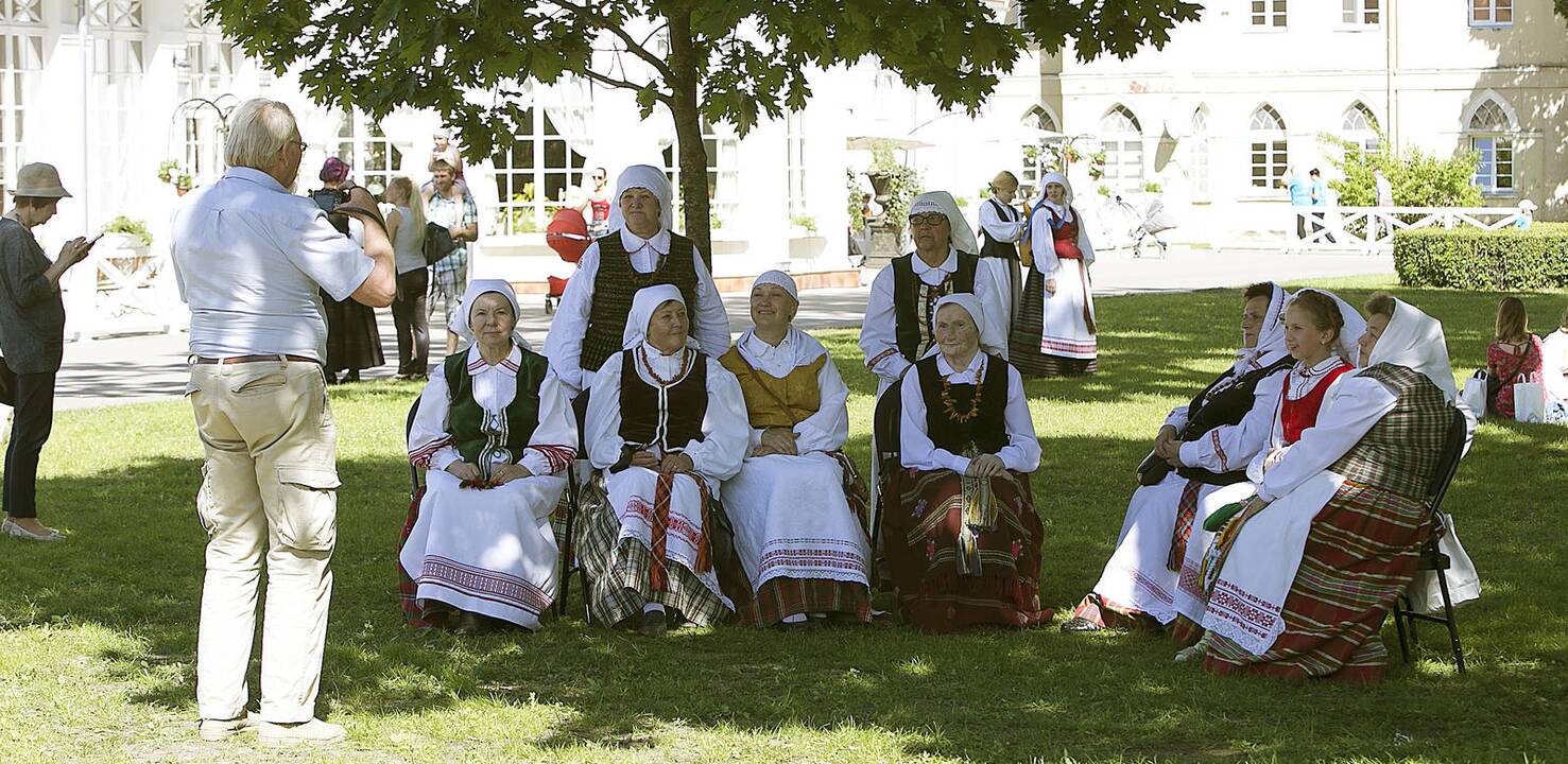 Raudondvario parke – folkloro fiesta