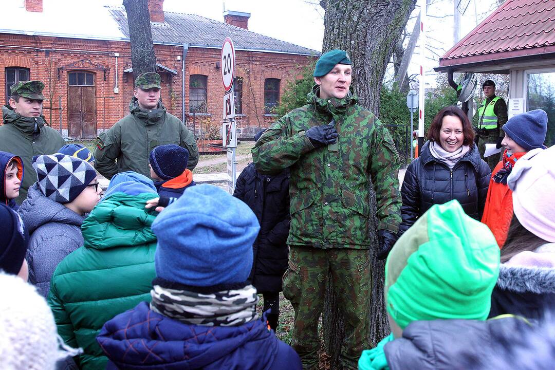 Atvirų durų diena J. Vitkaus batalione