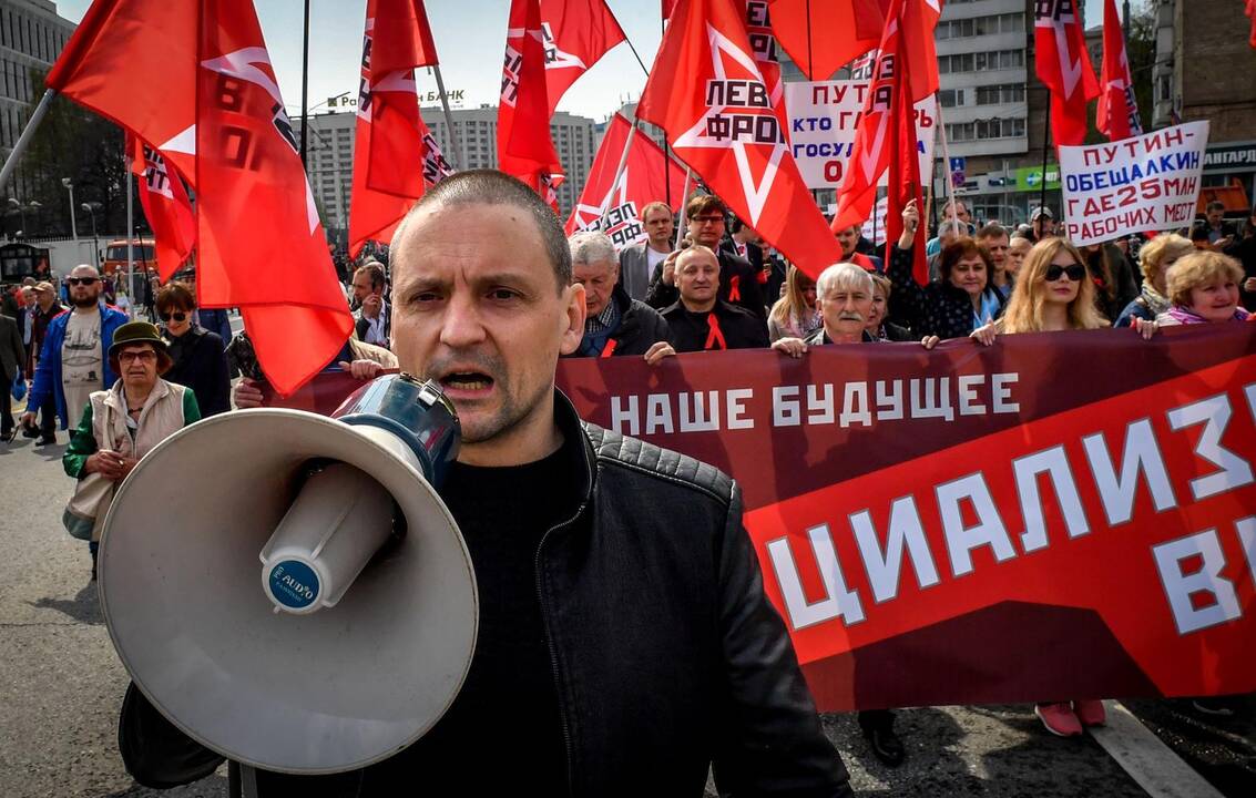 Gegužės 1-ąją lydi darbininkų ir aktyvistų protestai