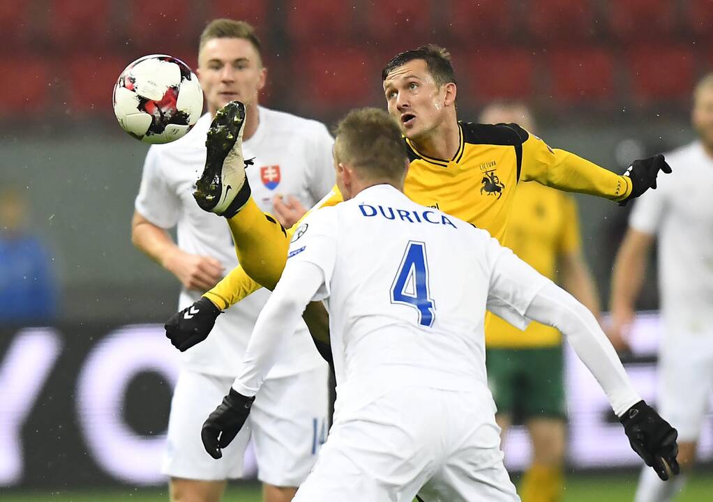 Futbolas: Slovakija - Lietuva 4:0