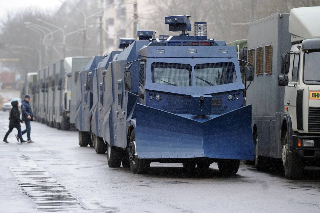 Baltarusijoje sulaikyti dešimtys žmonių